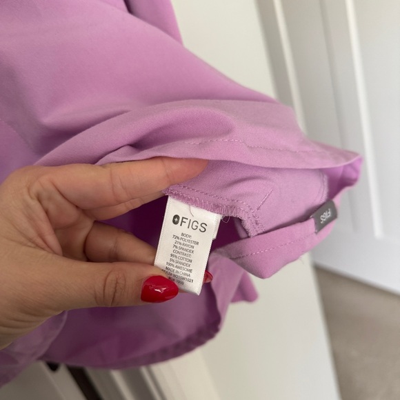 Figs Rafaela Scrubs Purple Top Long Sleeve - Picture 3 of 5
